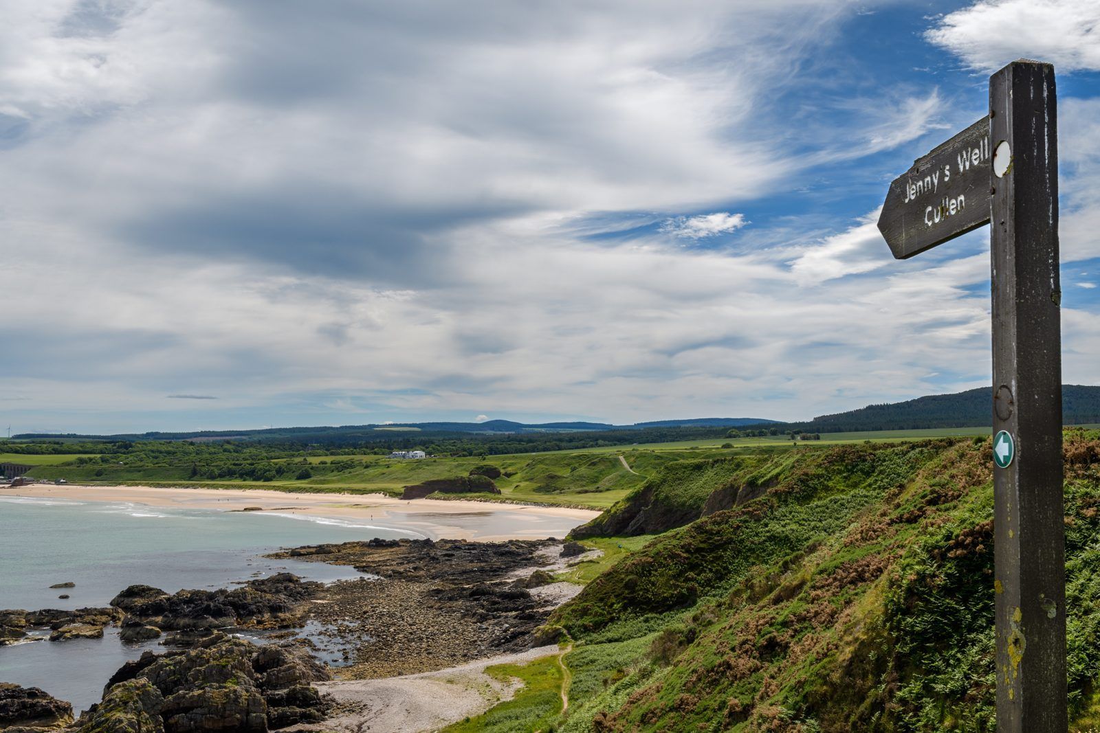 Discover Cullen Bay Luxury Park
